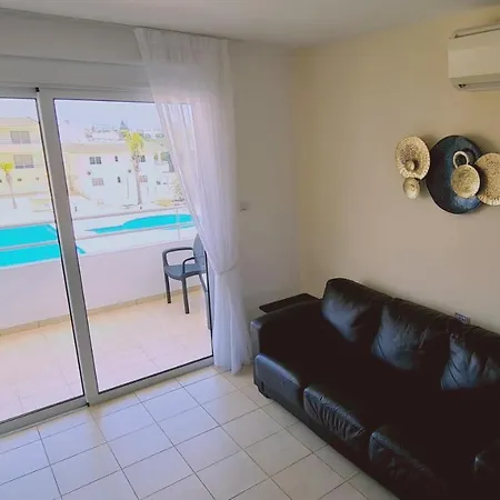 Apartament Nissi 3 Privileges