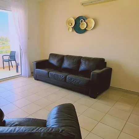 Nissi 3 Privileges Ajía Nápa